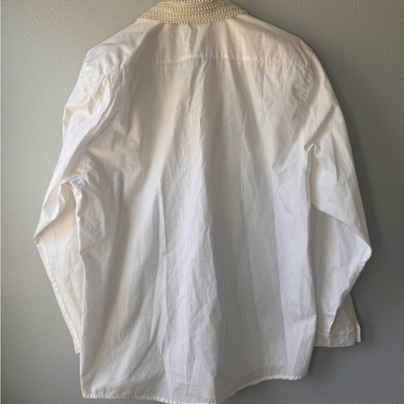 White Pearl-Embellished Women’s Button Down Shirt Vintage Size Medium - Picture 3 of 7